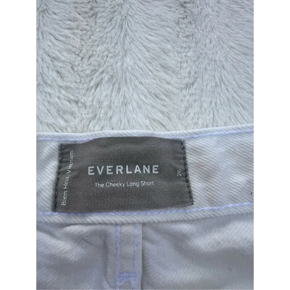 Everlane the cheeky long short Women’s size 26”